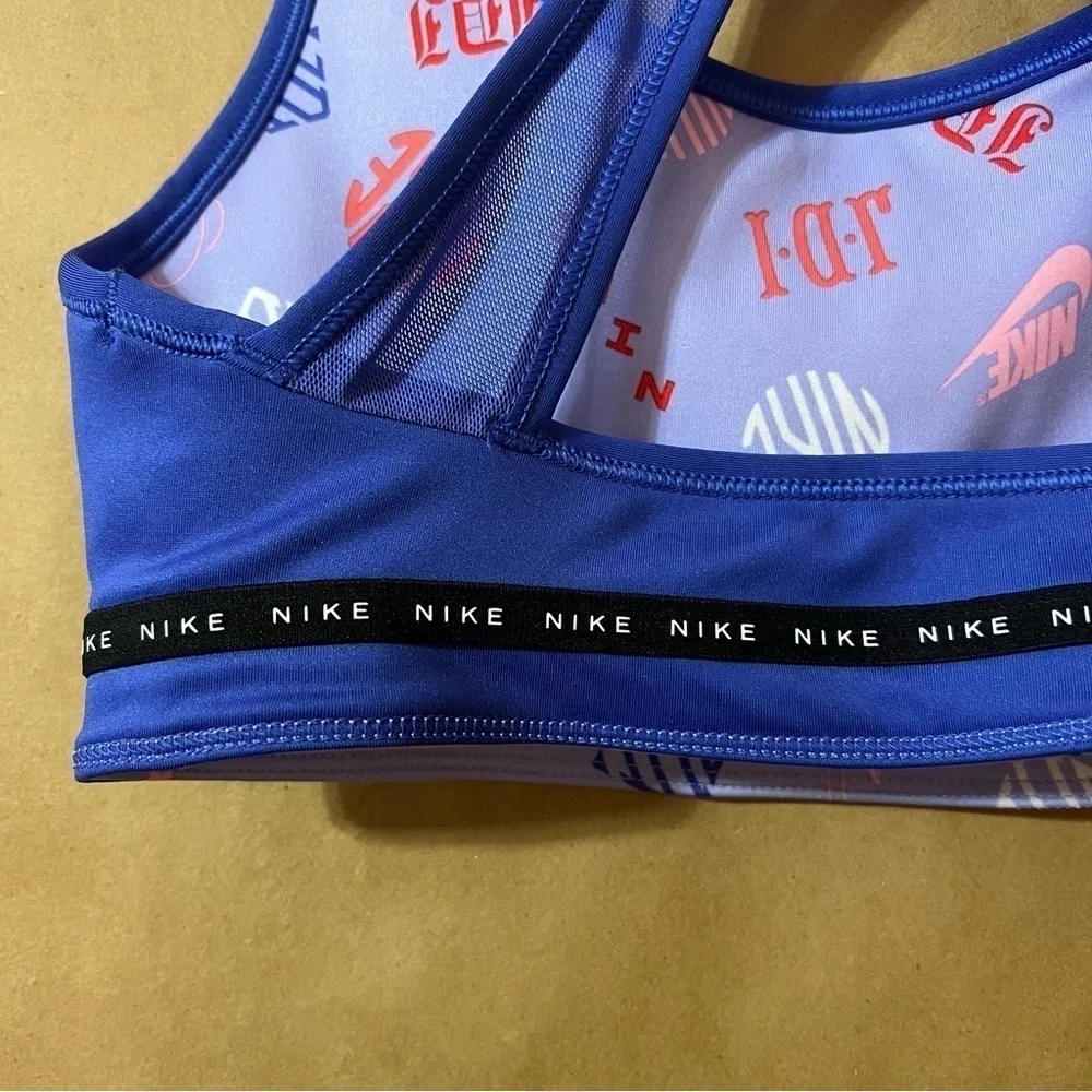 Nike | Women's Center Swoosh Reversible Sports Bra Racerback Size XS